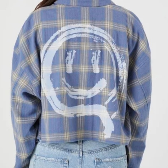 Forever 21 Plaid Button Up - Picture 2 of 4